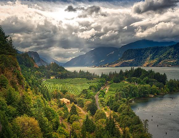 Untitled_Panorama1_Luminar2018-edit